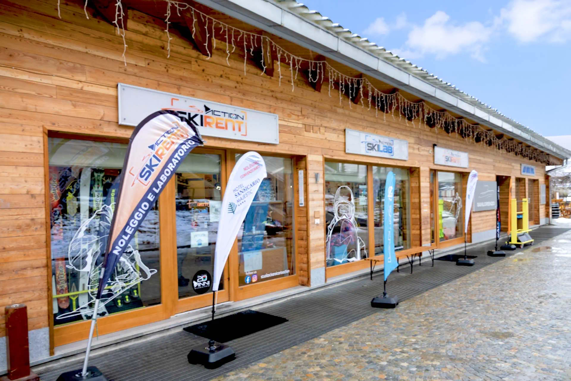 Noleggio sci San Sicario - Cesana Torinese - Via Lattea - Action Ski Rent - Foto 0